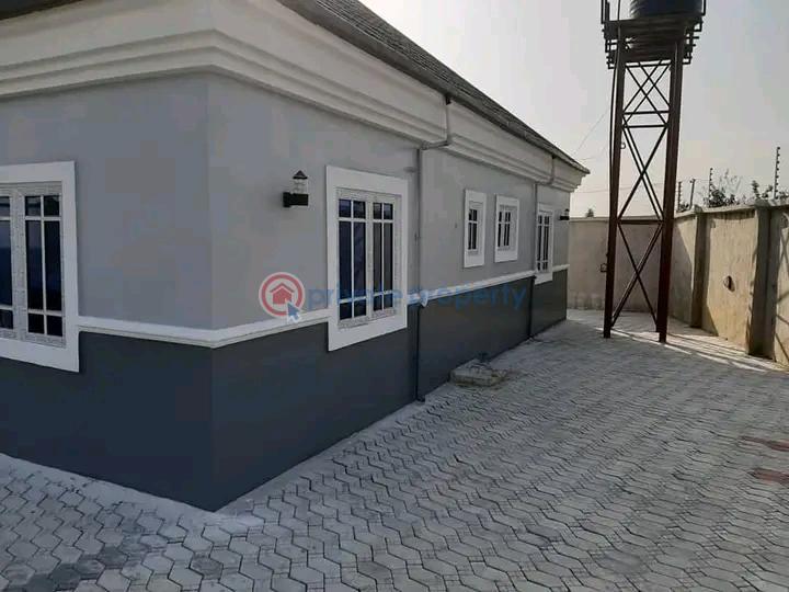 4 bedroom House For Sale Rukpuoku Aluu Road Port Harcourt Rivers - 5