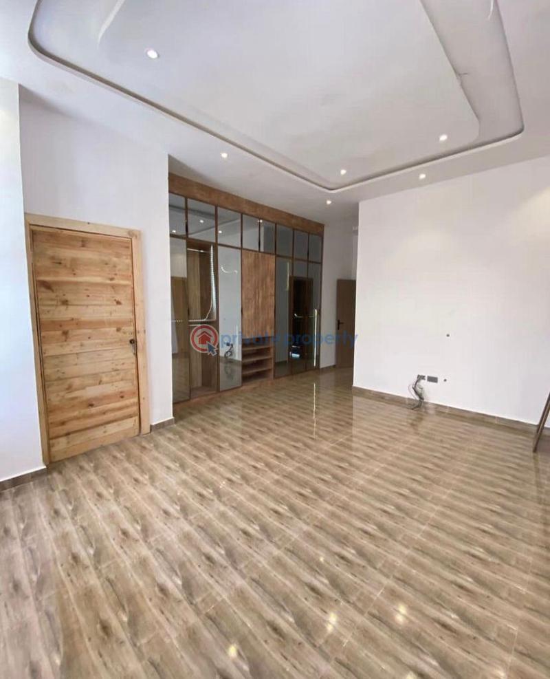 4 bedroom House For Sale 2nd Toll Gate Lekki Lagos - 5