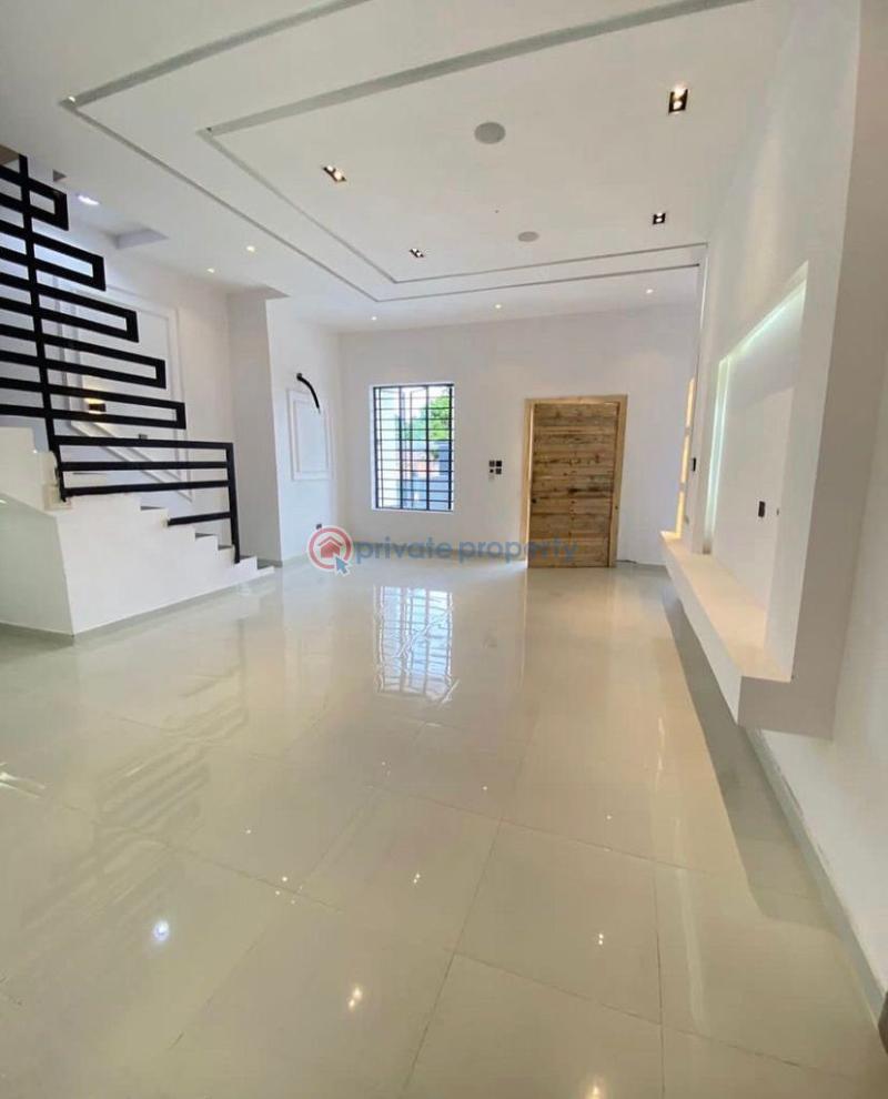 4 bedroom House For Sale 2nd Toll Gate Lekki Lagos - 1