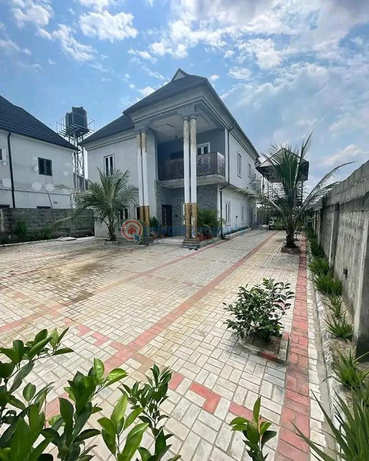 For sale 5 bedroom House Peter Odili Road Port Harcourt Rivers (PID