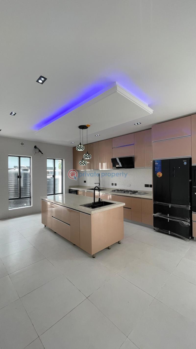5 bedroom Maisonette For Sale Pinnock Beach Lekki Phase 2 Lagos - 5