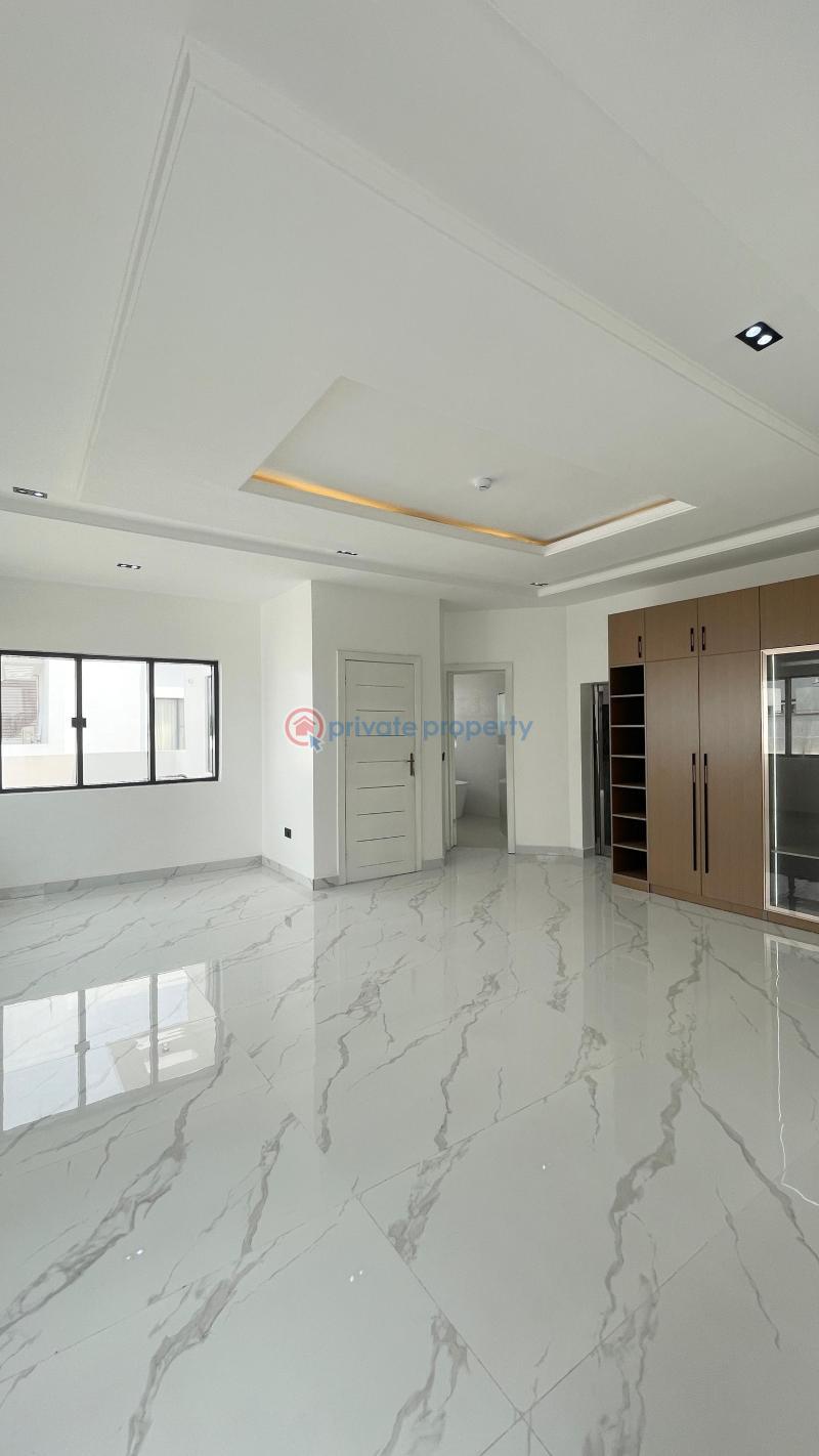 5 bedroom Maisonette For Sale Pinnock Beach Lekki Phase 2 Lagos - 8