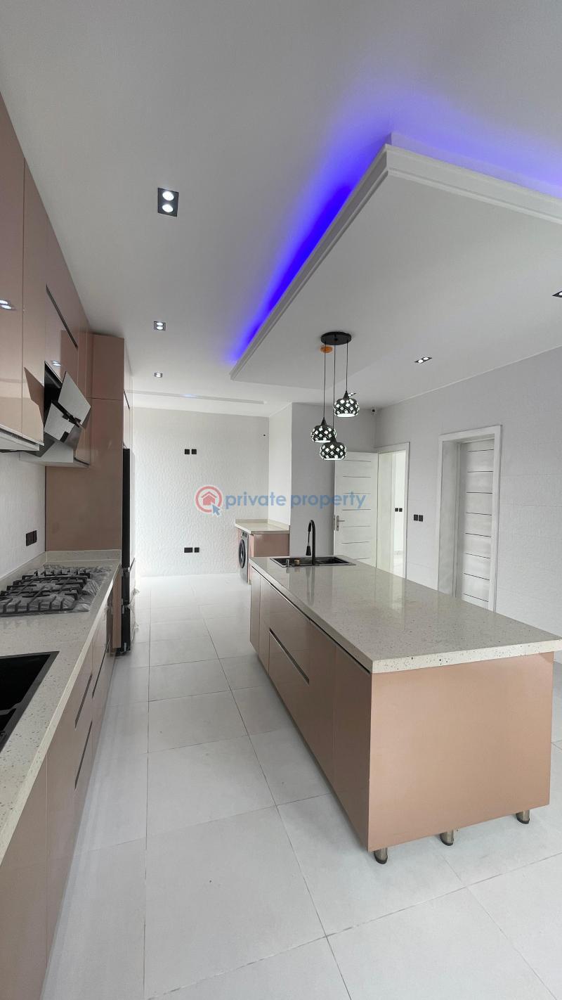 5 bedroom Maisonette For Sale Pinnock Beach Lekki Phase 2 Lagos - 11