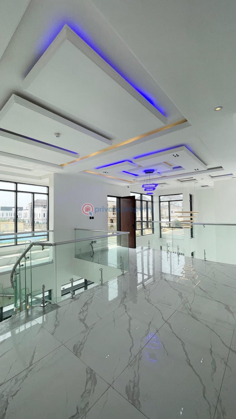5 bedroom Maisonette For Sale Pinnock Beach Lekki Phase 2 Lagos - 13