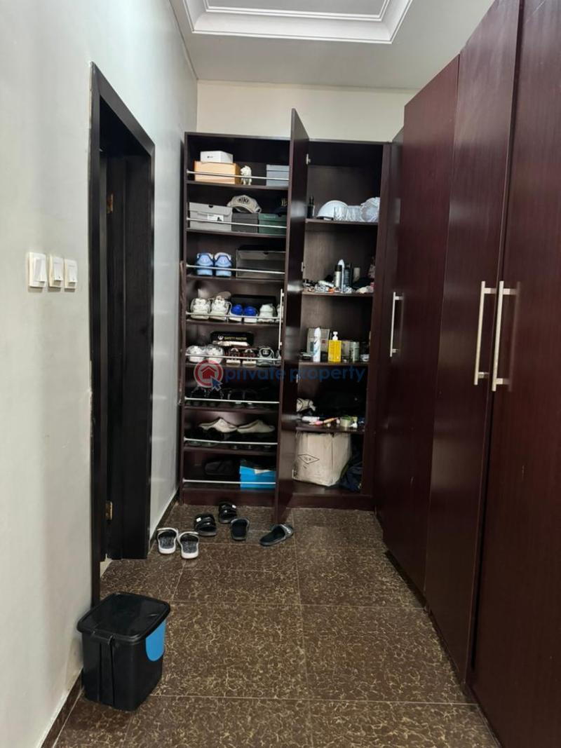 Studio Apartment For Rent At Royal View Estate Ikota Behind Zenith Bank Lekki Lagos - 3