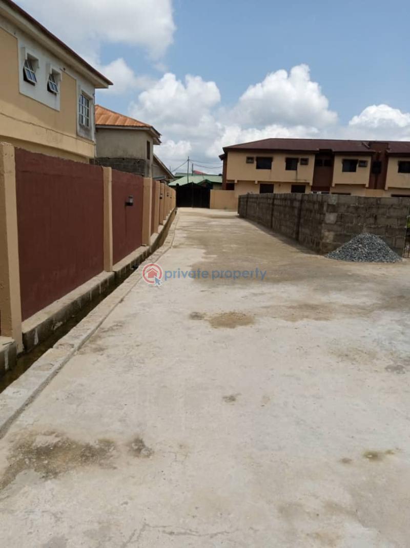 A mini estate in the heart of ajah - 3 10 bedroom House For Sale Ado Road, Ajah Ado Ajah Lagos - 3