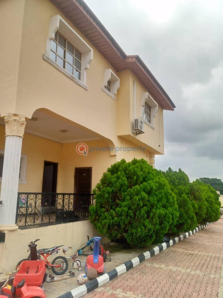 7 bedroom House For Rent Main Jericho Gra Ibadan Oyo - 1