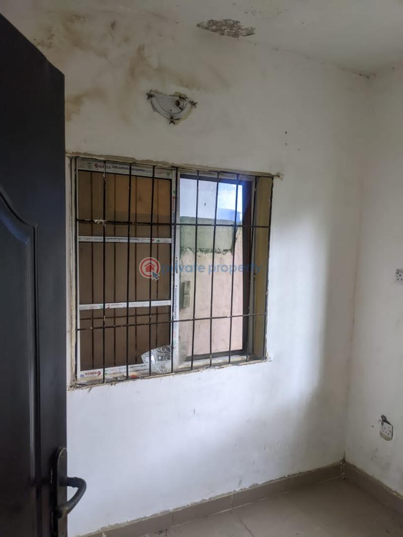 1 bedroom Flat & Apartment For Rent Shomolu Lagos - 3