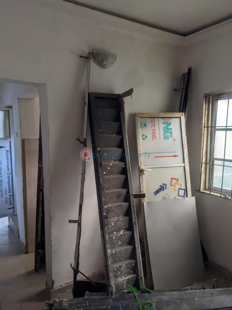 1 bedroom Flat & Apartment For Rent Shomolu Lagos - 2