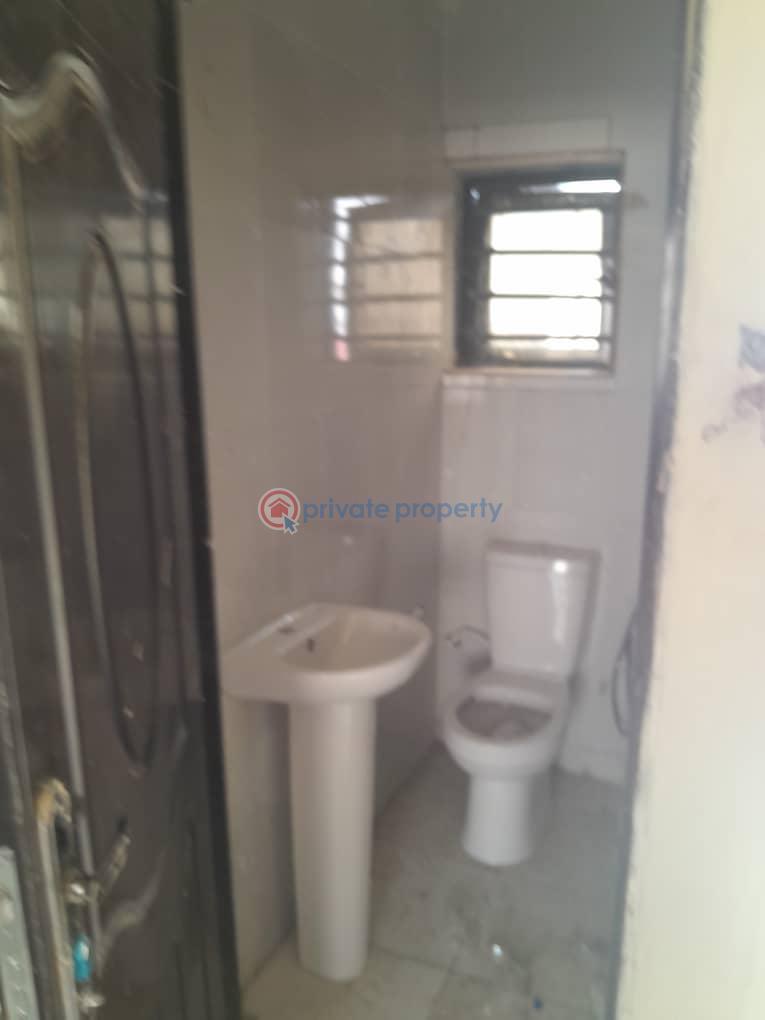 2 bedroom Flat & Apartment For Rent Ojota Lagos - 3