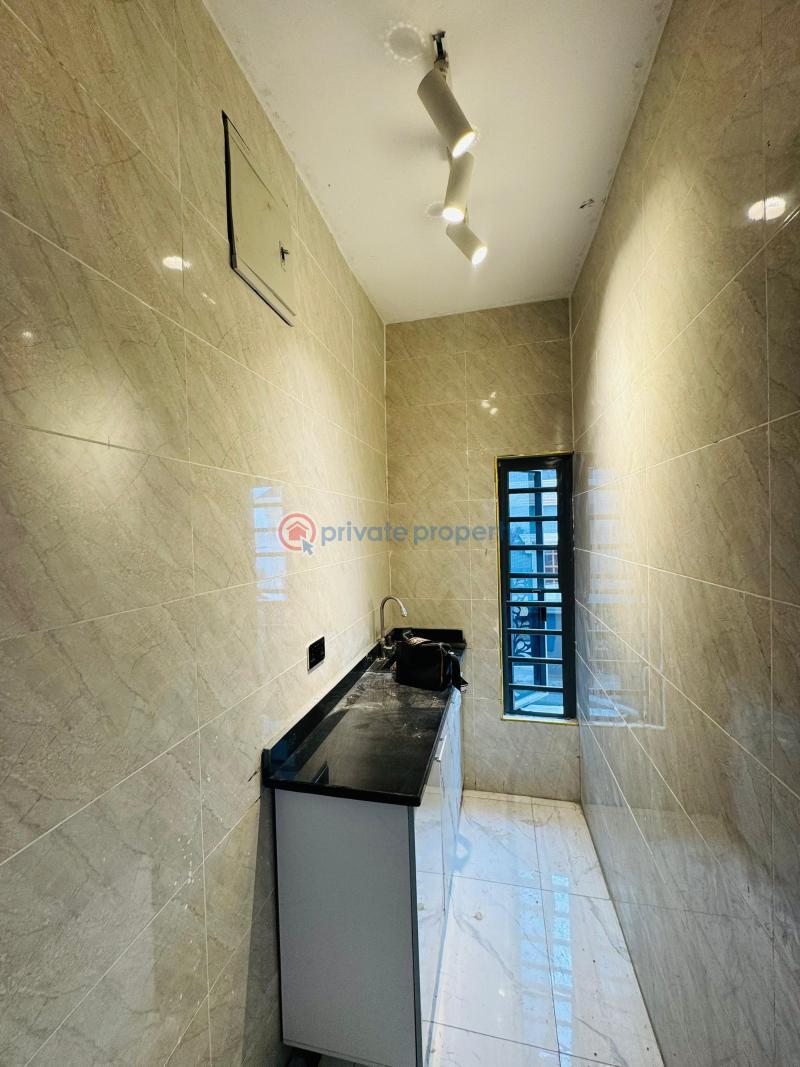 4 bedroom Detached Duplex For Sale Carlton Gate Estate Akobo Ibadan Oyo - 6