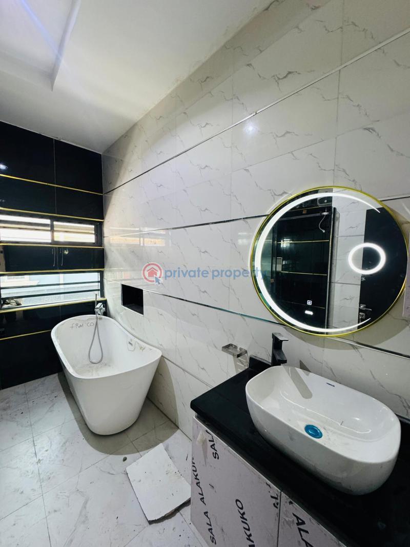 4 bedroom Detached Duplex For Sale Carlton Gate Estate Akobo Ibadan Oyo - 7