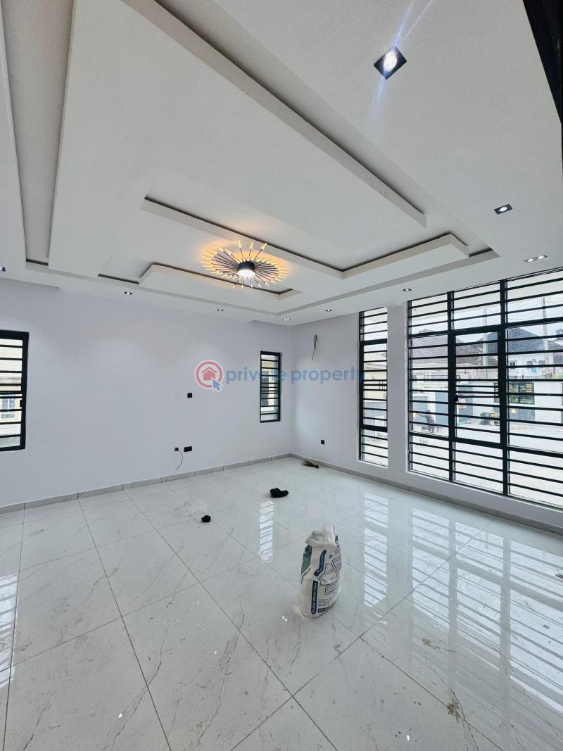 4 bedroom Detached Duplex For Sale Carlton Gate Estate Akobo Ibadan Oyo - 2