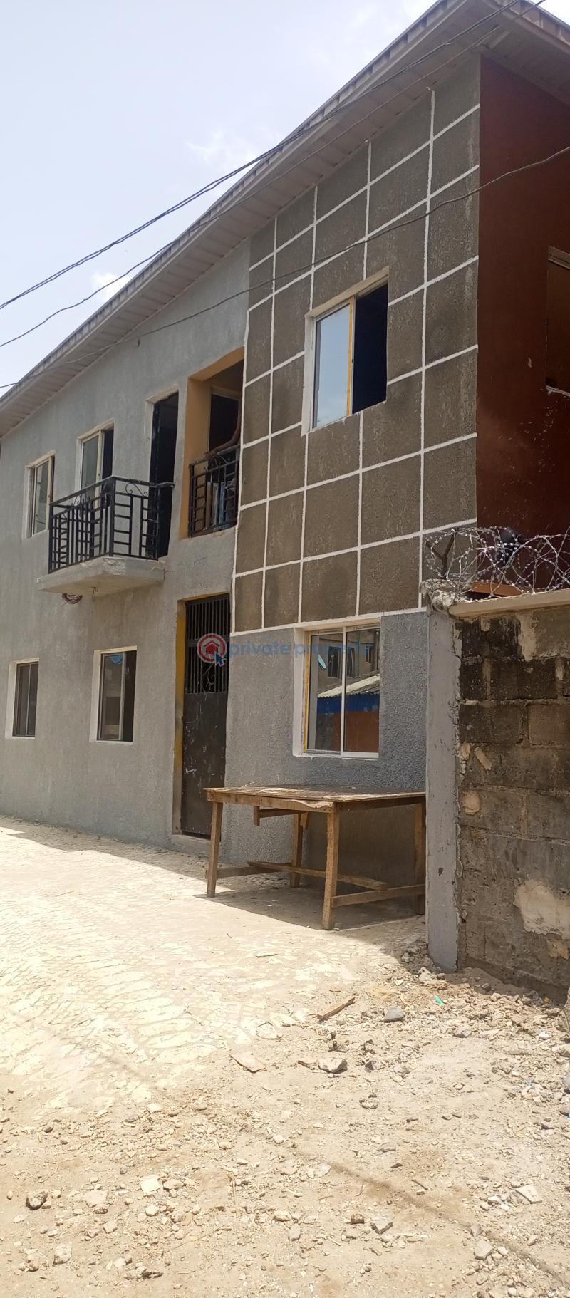 1 bedroom Self Contain For Rent Shomolu Lagos - 0