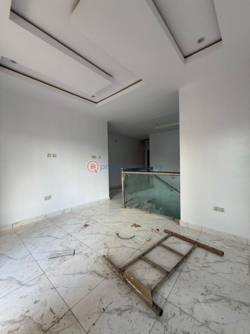 4 bedroom Detached Duplex For Sale Carlton Gate Estate Akobo Ibadan Oyo - 11