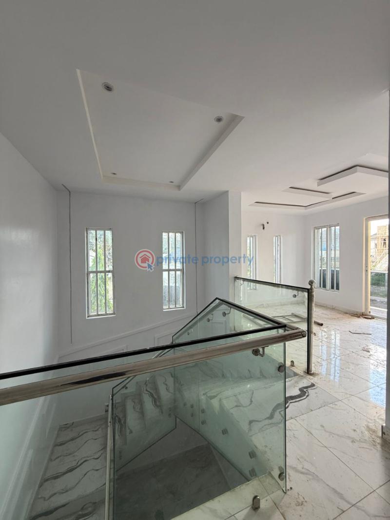 4 bedroom Detached Duplex For Sale Carlton Gate Estate Akobo Ibadan Oyo - 4