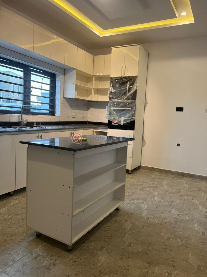 4 bedroom Semi detached Duplex For Sale Omololu Olunloyo Gra Ring Road Ibadan Ibadan Oyo - 3