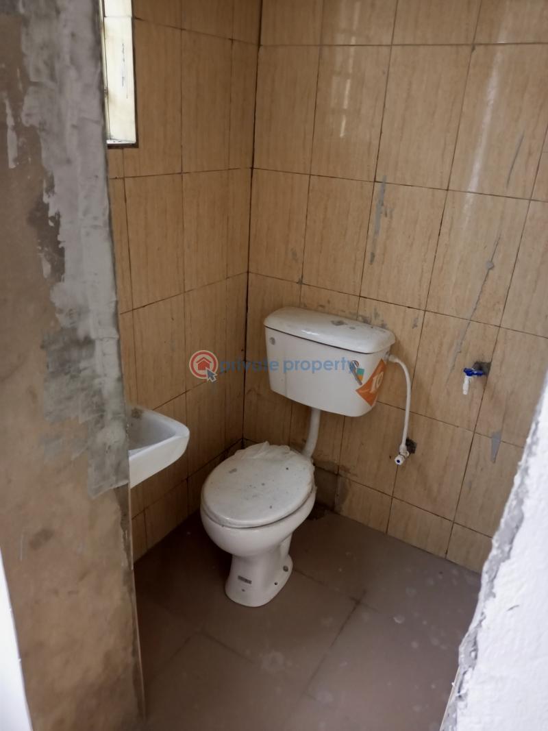 Self Contain For Rent Poly Apete Ibadan Oyo - 4