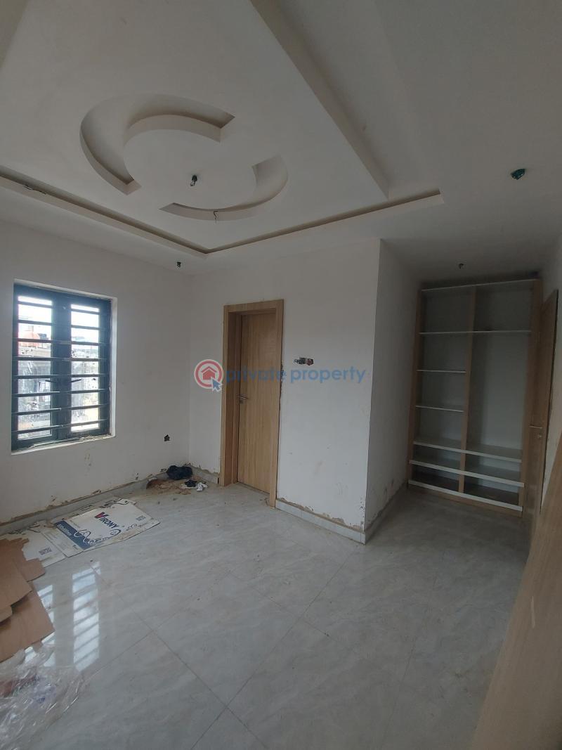 3 bedroom Flat & Apartment For Sale By Adekoya Estate Ogba Bus-stop Lagos - 3