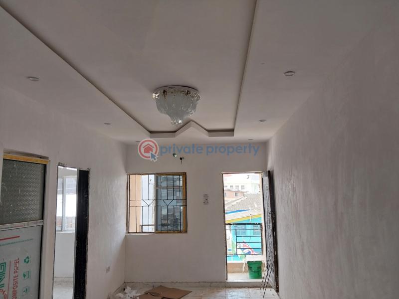 2 bedroom Flat & Apartment For Rent Off Herbert Macaulay Way Alagomeji Yaba Lagos - 5