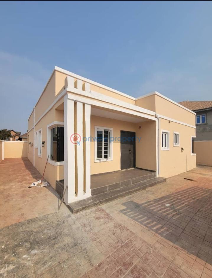 3 bedroom Detached Bungalow For Sale Oke'badan Akobo Ibadan Akobo Ibadan Oyo - 0