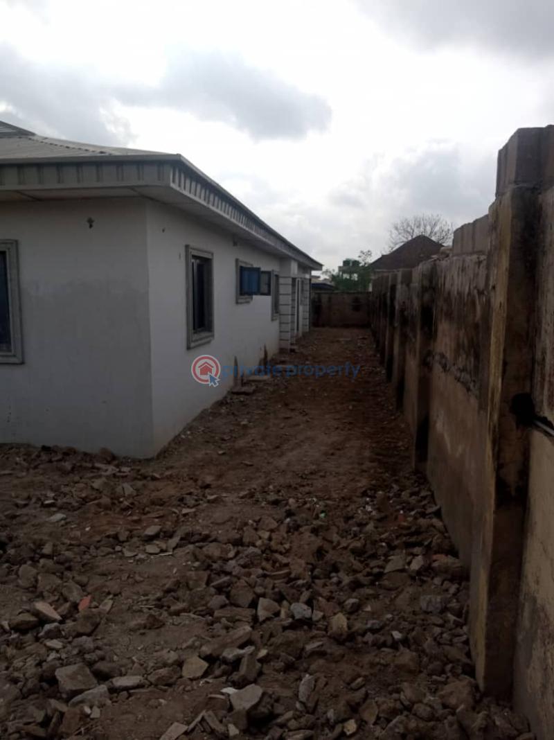 2 bedroom House For Sale Akala Way Oke'badan Est Akobo Ibadan Oyo - 4