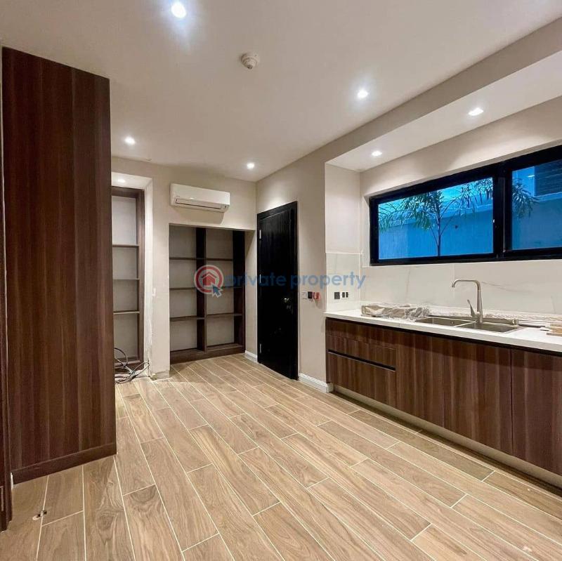 4 bedroom Terraced Duplex For Sale Old Ikoyi Lagos - 5