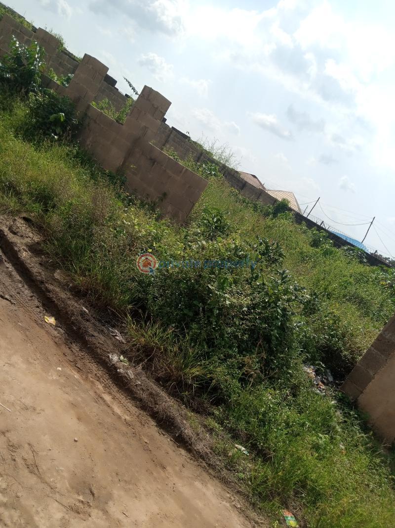 For sale Land Ibadan Oyo (PID 5PAENE) Private Property Nigeria