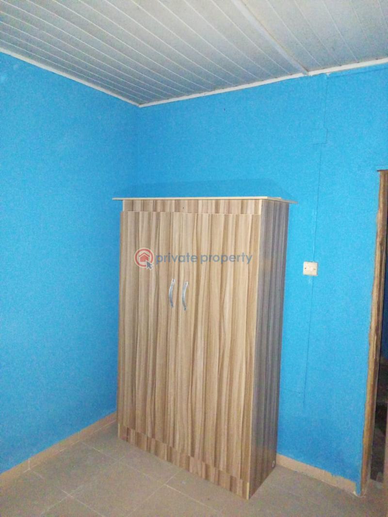 Flat & Apartment For Rent At Odo Ona Kekere Arapaja, Ibadan Oyo - 0