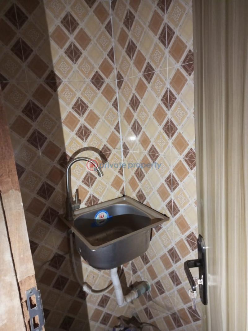 Flat & Apartment For Rent At Odo Ona Kekere Arapaja, Ibadan Oyo - 1