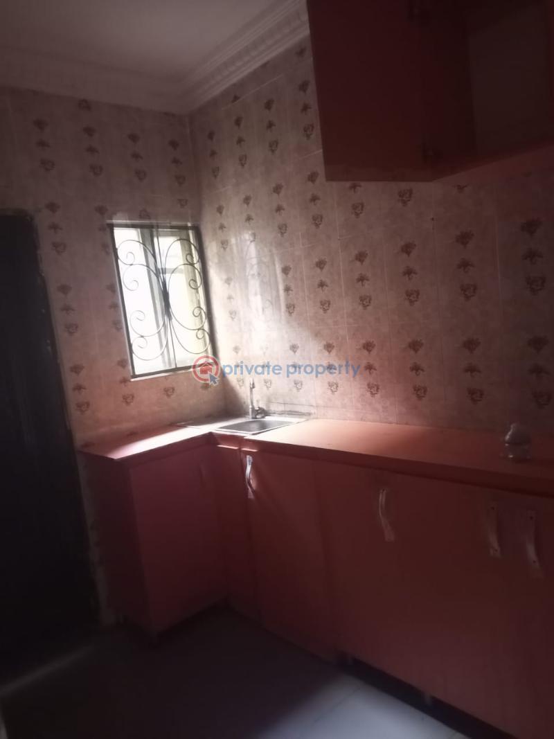 Self Contain For Rent At Felele Challenge Ibadan Ibadan Oyo - 3