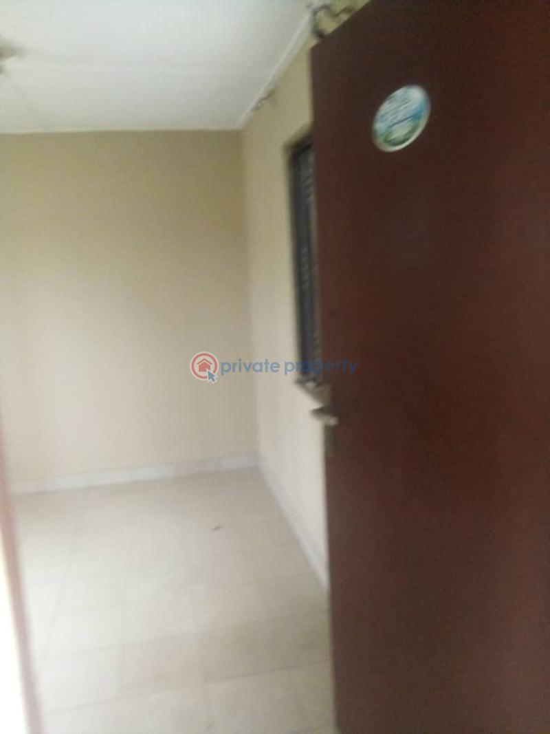 Self Contain For Rent Manor Garden Estate Lekki Lagos - 3