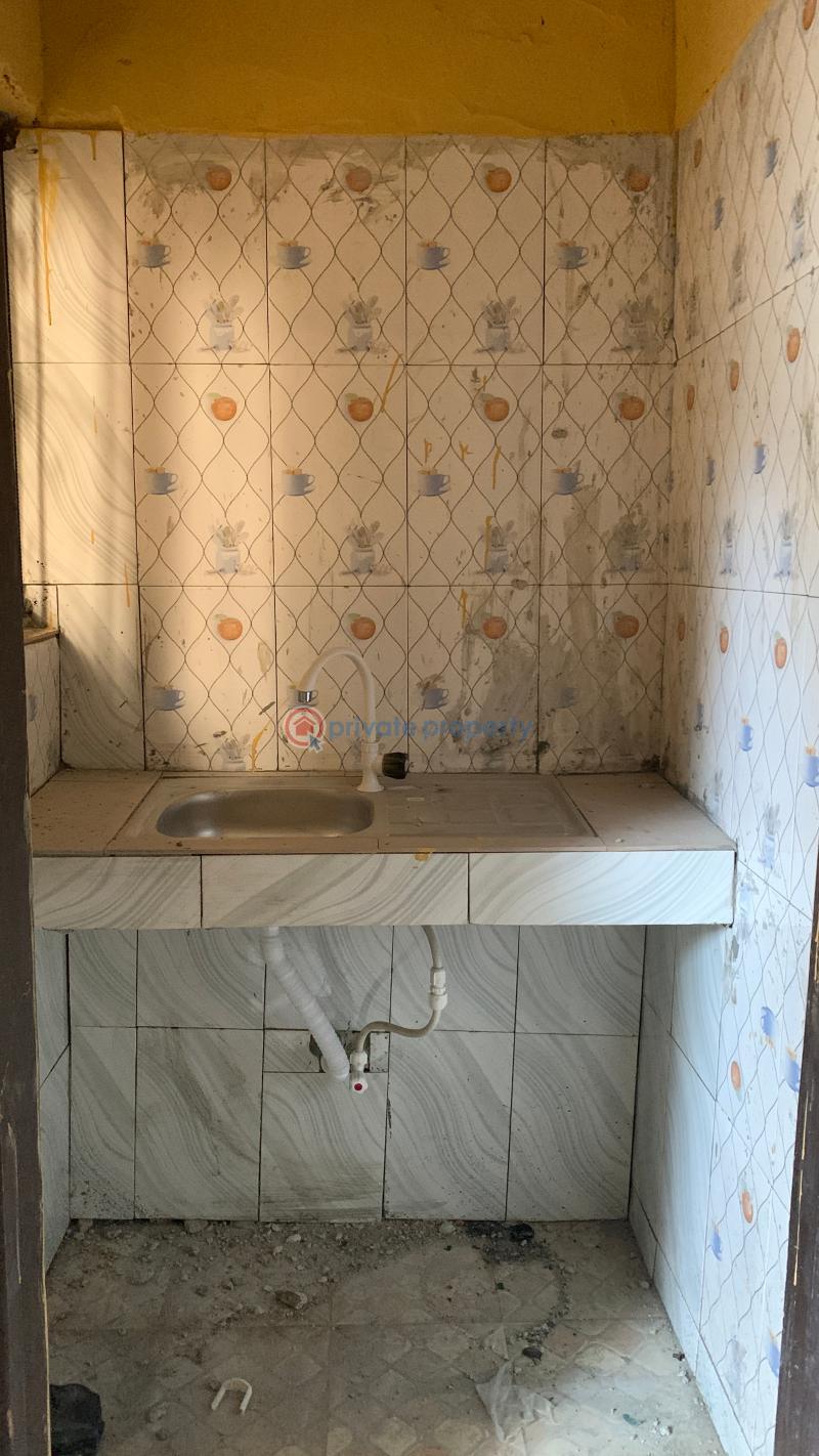 1 bedroom Self Contain For Rent Along Mobil Road Ilaje Ajah Lagos - 1