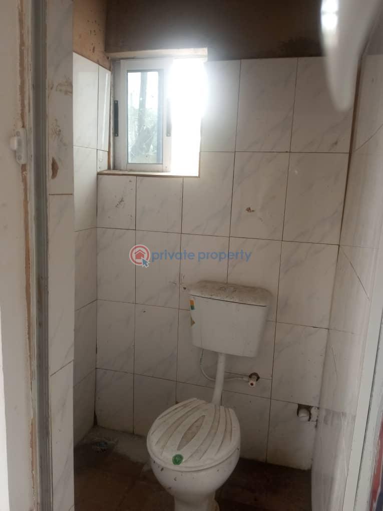 1 bedroom Self Contain For Rent Abule Ijesha Yaba Lagos - 1