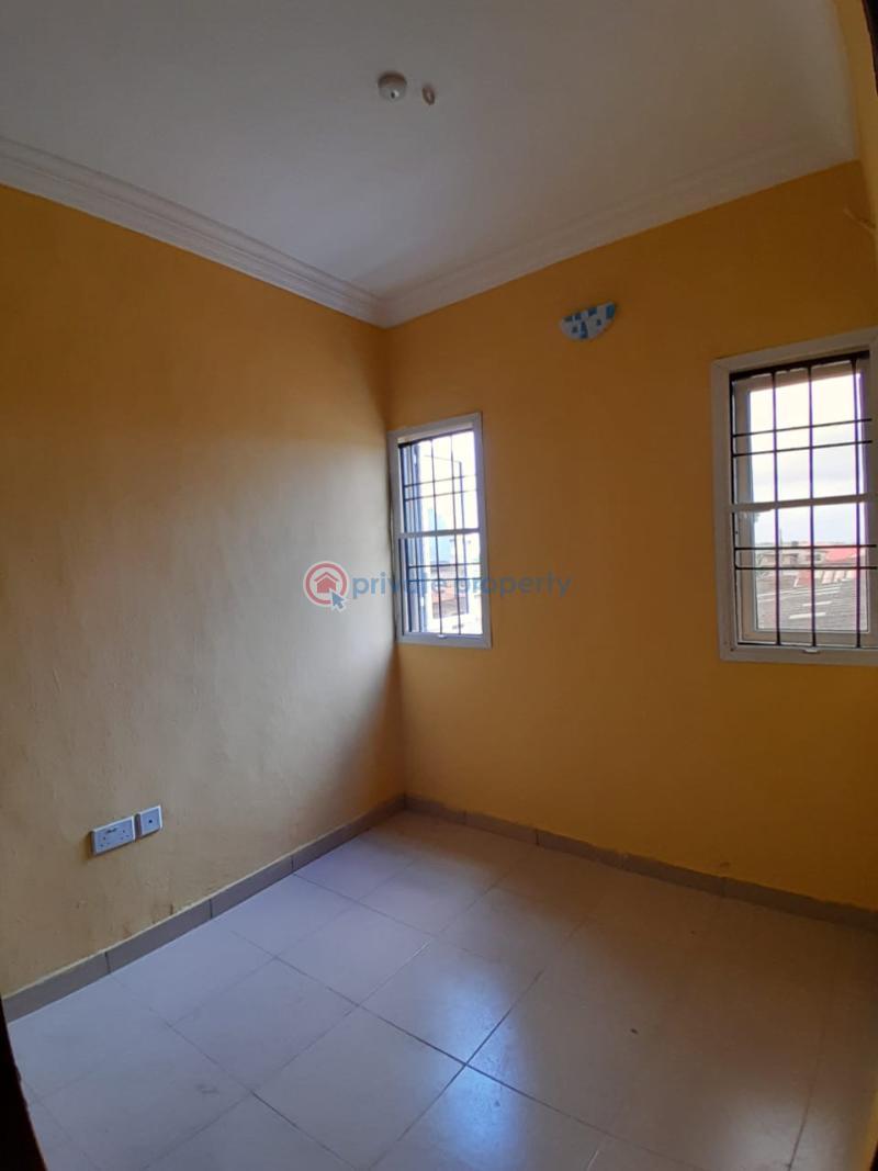 Self Contain For Rent Orogun Close To U.i Ibadan Oyo - 3