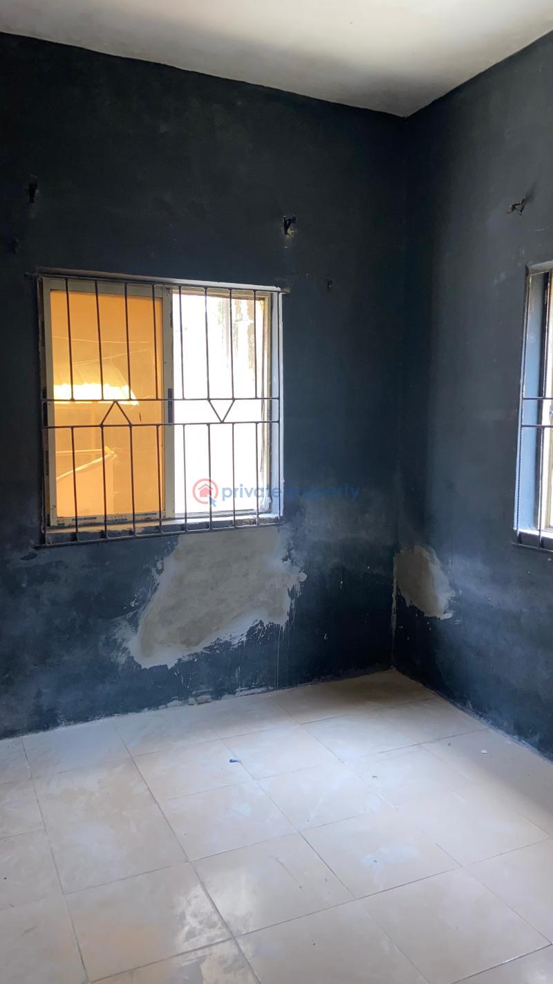 1 bedroom Self Contain For Rent Mobil Close To The Road Ilaje Ajah Lagos - 5
