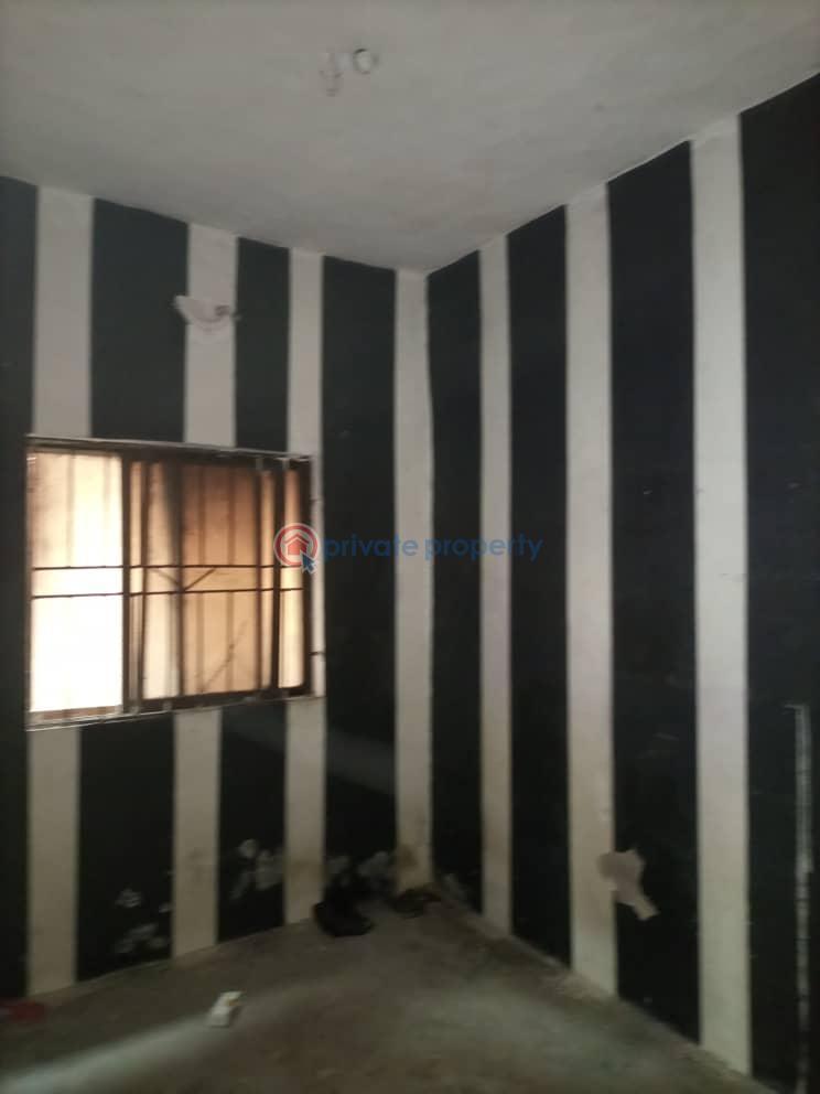 Self Contain For Rent Bodija Market Area Ibadan Oyo - 2