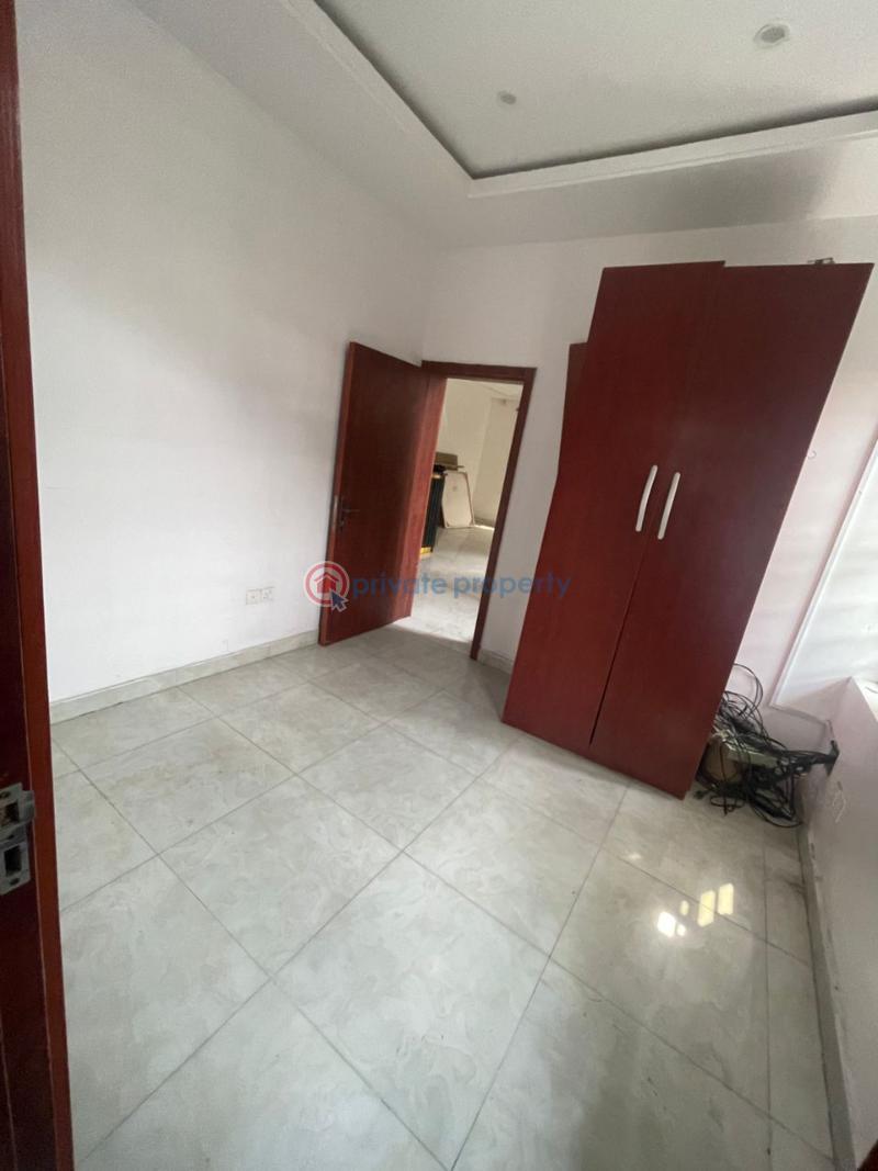 1 bedroom Shared Apartment For Rent Lekki Lagos Lekki Phase 1 Lagos - 5