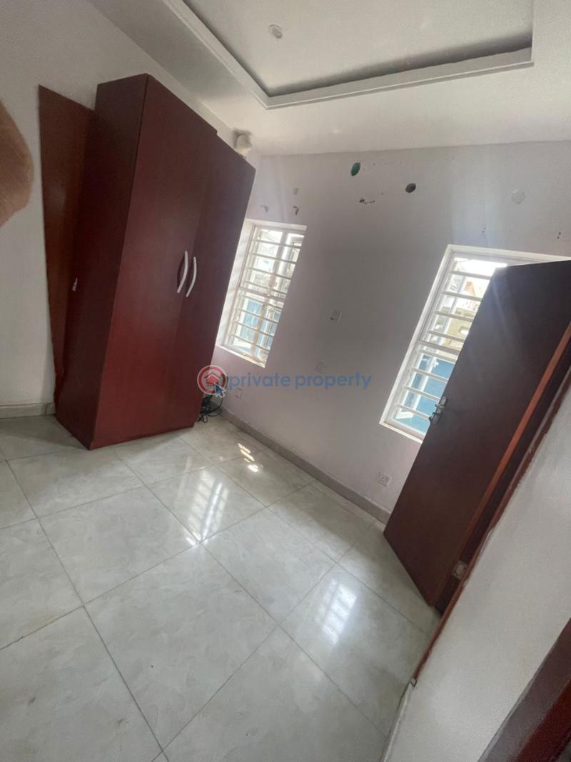 1 bedroom Shared Apartment For Rent Lekki Lagos Lekki Phase 1 Lagos - 3