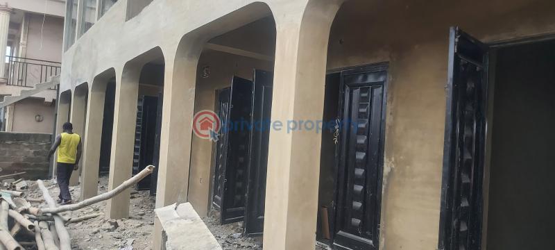 Shop For Rent Akala Express Ibadan Oyo - 2