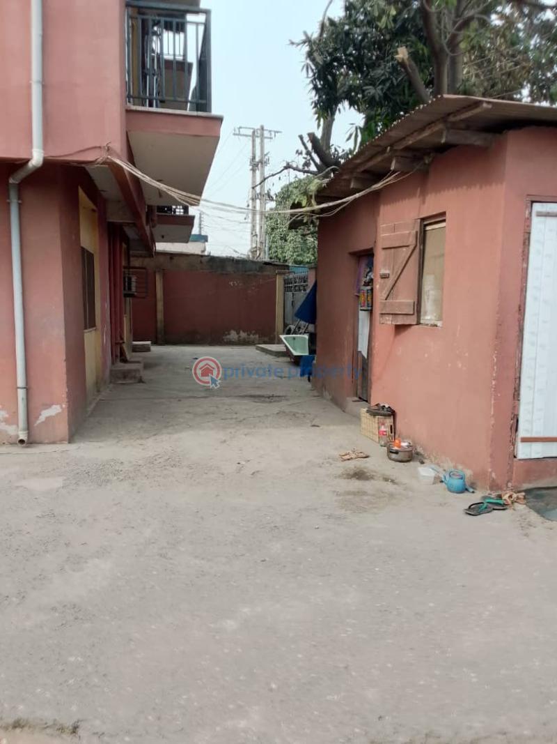 3 bedroom House For Rent Agidingbi Ikeja Lagos - 2