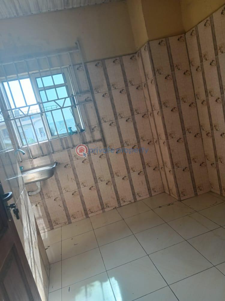 2 bedroom Flat & Apartment For Rent Abule Ijesha  Yaba Lagos - 2