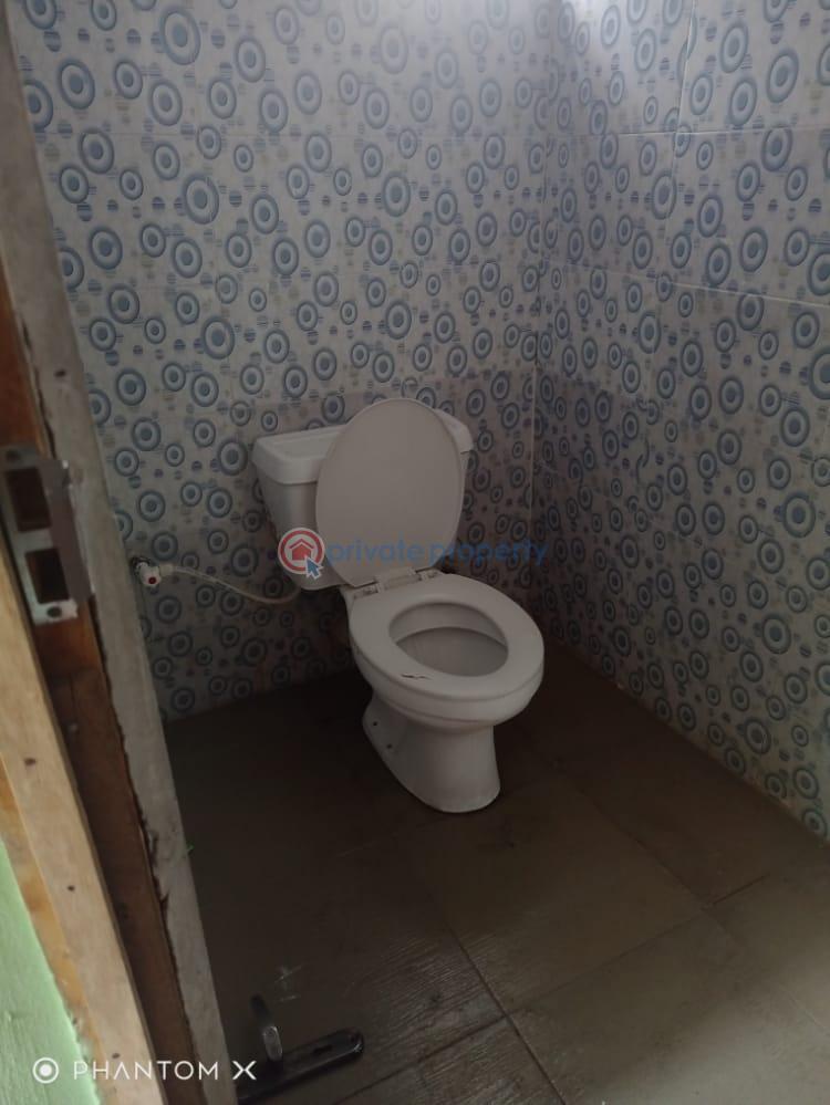 For rent 2 bedroom Block Of Flats Pako Axis Akoka Yaba Lagos (PID 9PAGBR) Private Property