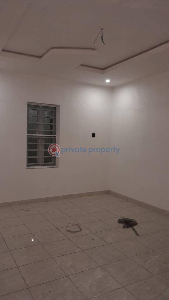 2 bedroom Flat & Apartment For Rent Alagomeji Yaba Lagos - 4