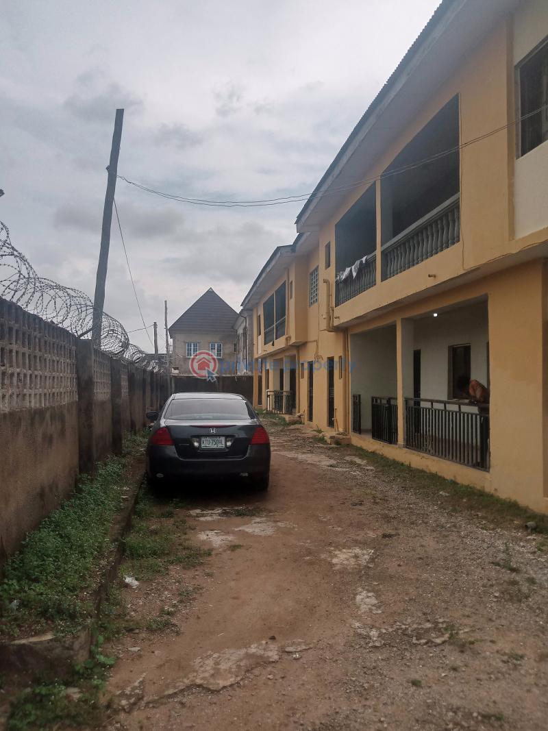3 bedroom Shared Apartment For Sale Kola, Agege Lagos - 3