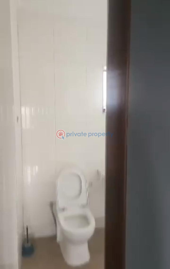 3 bedroom House For Rent Sabo Yaba Lagos - 2