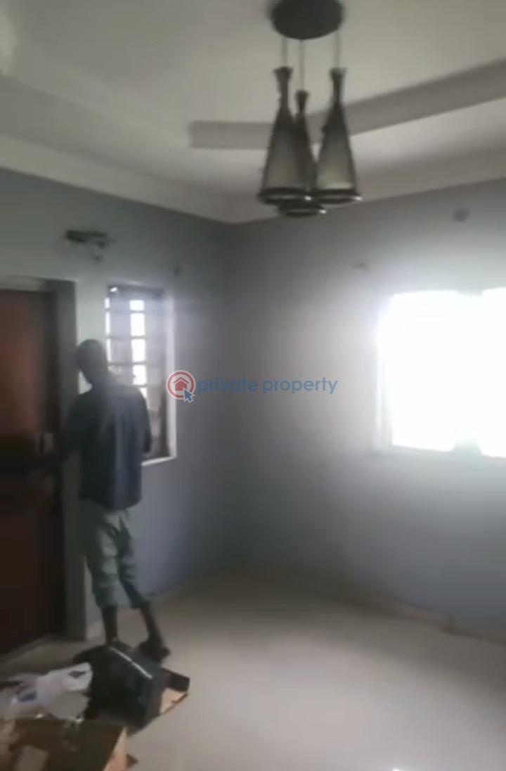 3 bedroom House For Rent Sabo Yaba Lagos - 1