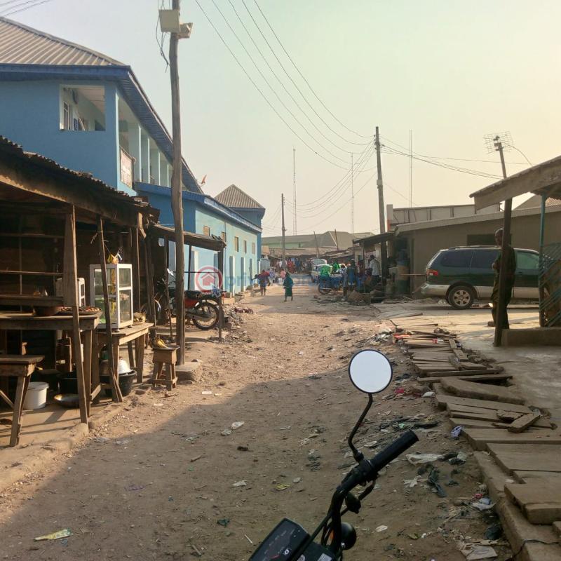 For sale Industrial Land Iya Metta Food Canteen Area, Bodija Market