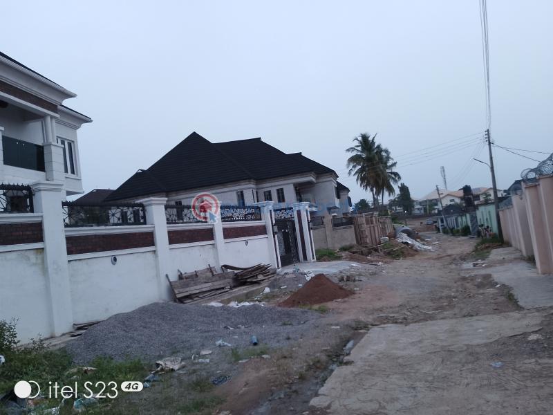 Land For Sale White & Gold Gate Sharp Corner Oluyole Estate Oluyole Estate Ibadan Oyo - 11