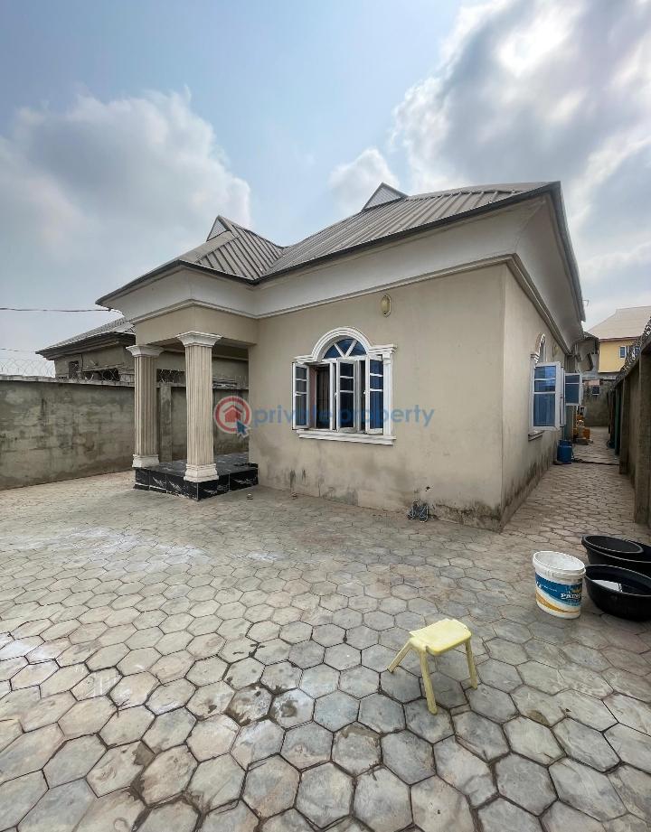 Detached Bungalow For Sale Iyana Olopa Akobo Ibadan Akobo Ibadan Oyo - 3